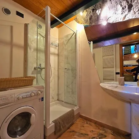 Favola, Apartament Tellaro